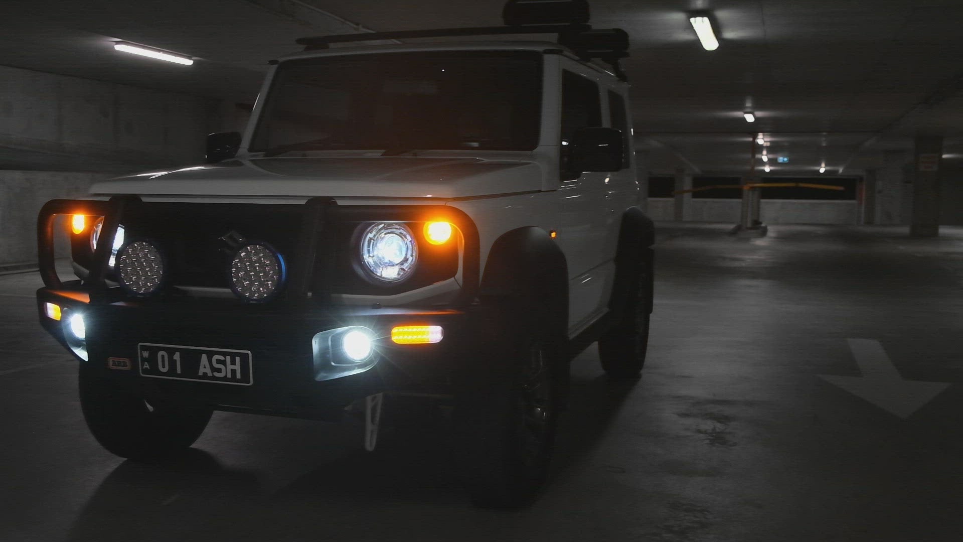 Suzuki Jimny (GJ/JJ) LED Tail Light Assembly - Red – Spectr LED Accessories